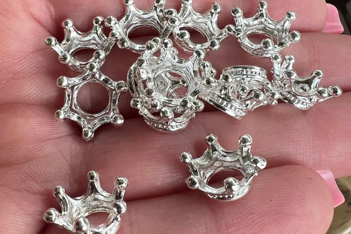 Crown Spacer Beads (10 pack)