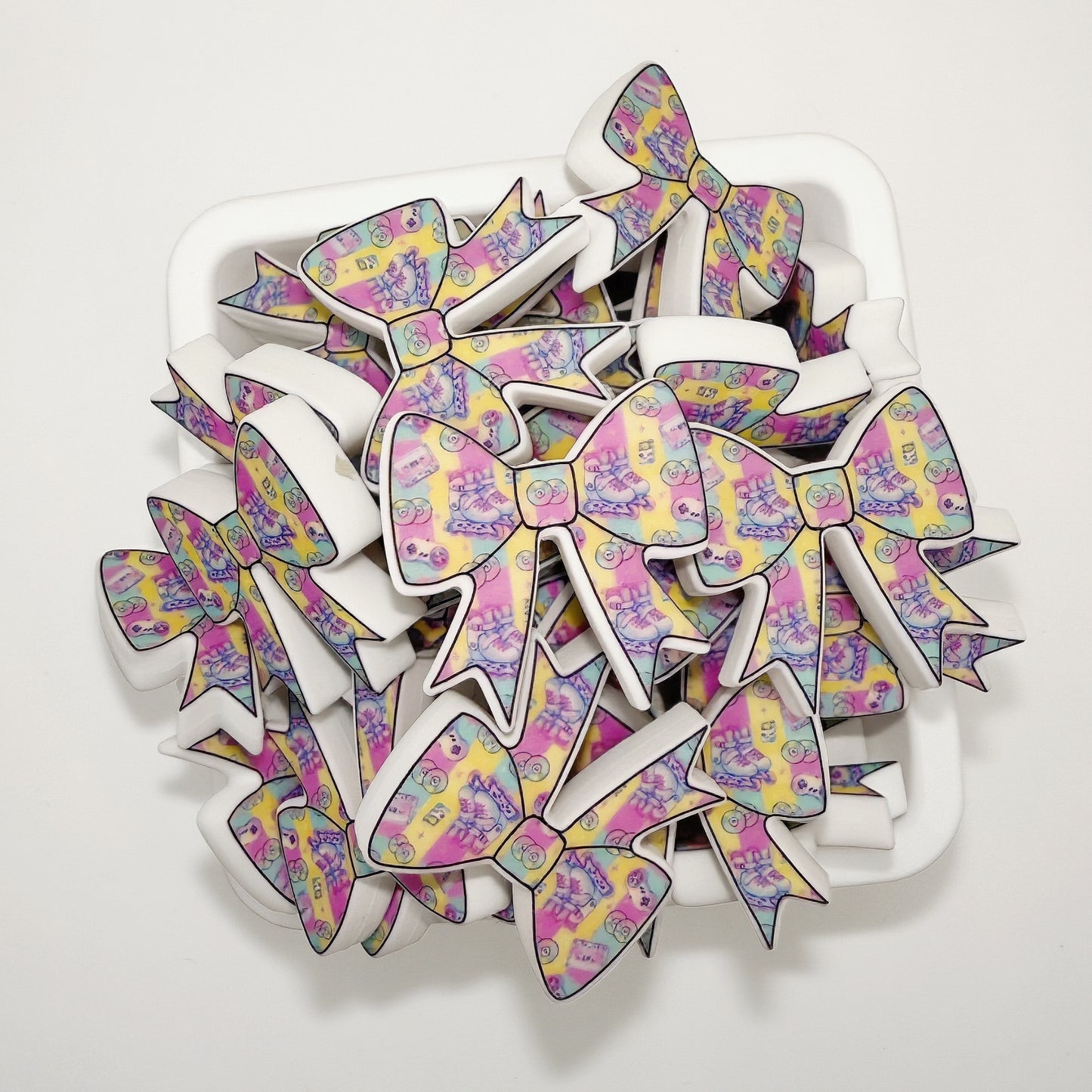 Retro Roller Babe Bow